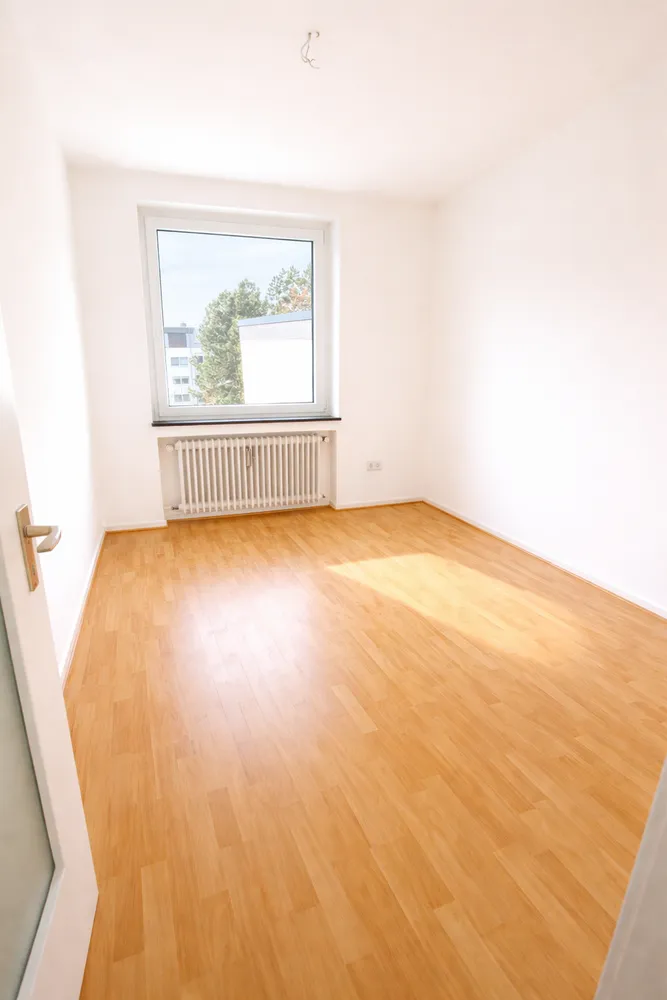4 Zimmer Wohnung mit 90 m² in Wiesbaden – Bild 6