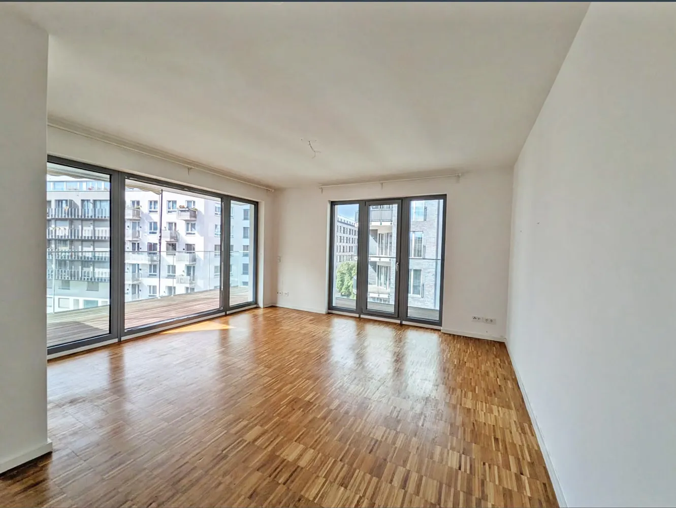 2 Zimmer Wohnung mit 72 m² in Berlin – Bild 1