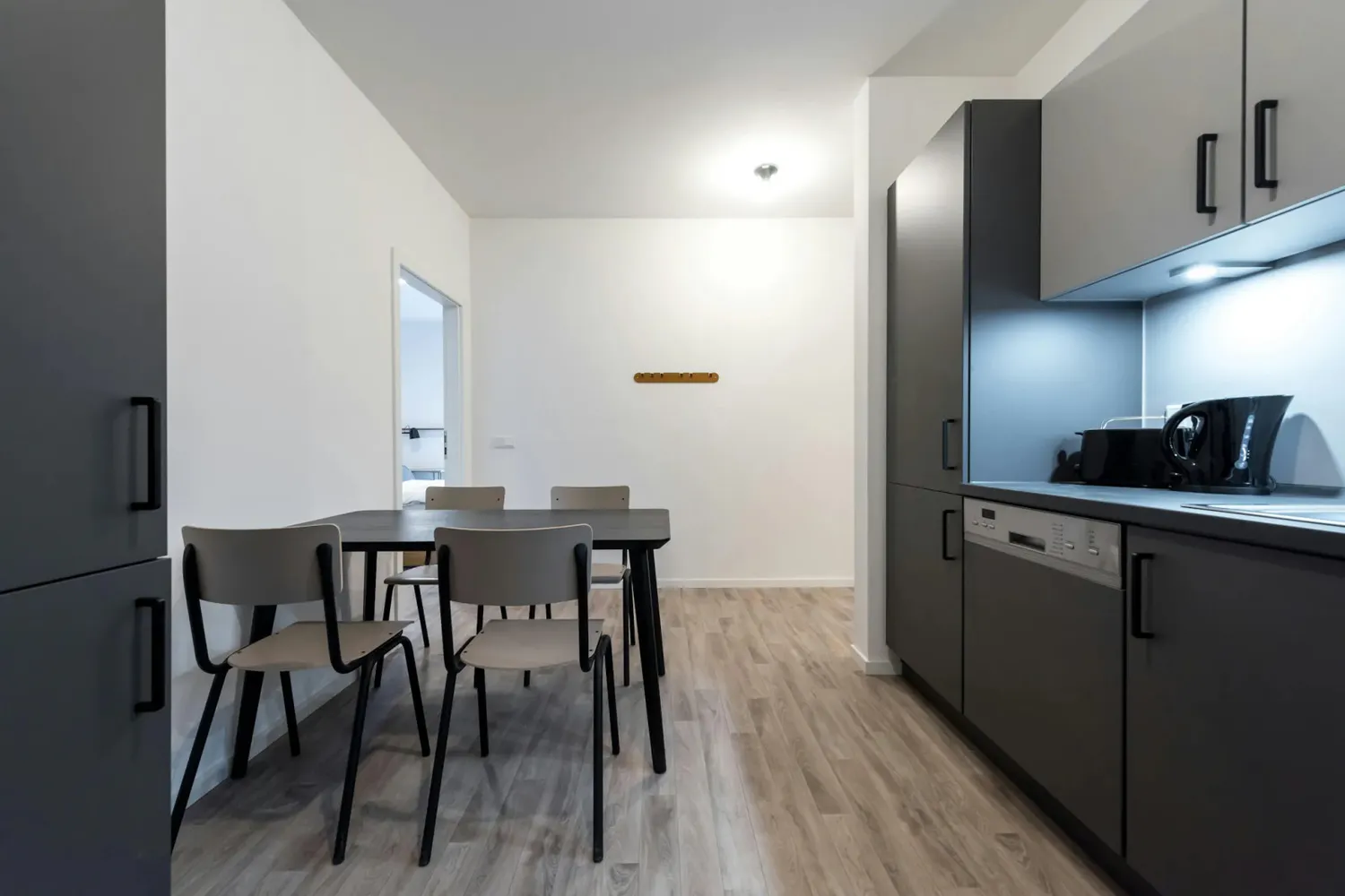 Shared room with 10 m² in Berlin – Photo 4