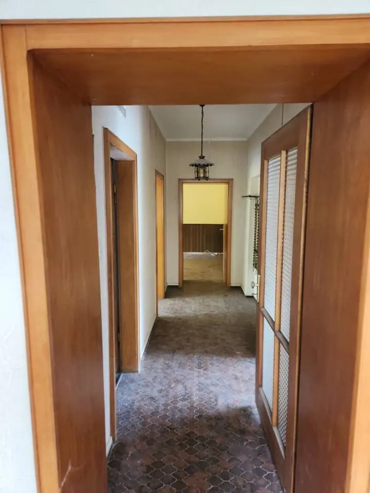 9 Zimmer Wohnung mit 240 m² in Saarbrücken – Bild 4