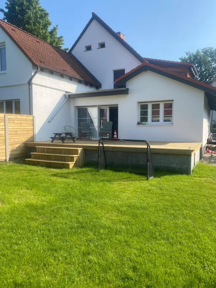 6 Zimmer Haus mit 120 m² in Berlin – Bild 1