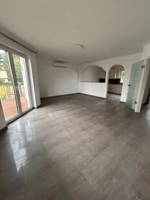 4 Zimmer Wohnung mit 132 m² in Wiesbaden – Bild 2