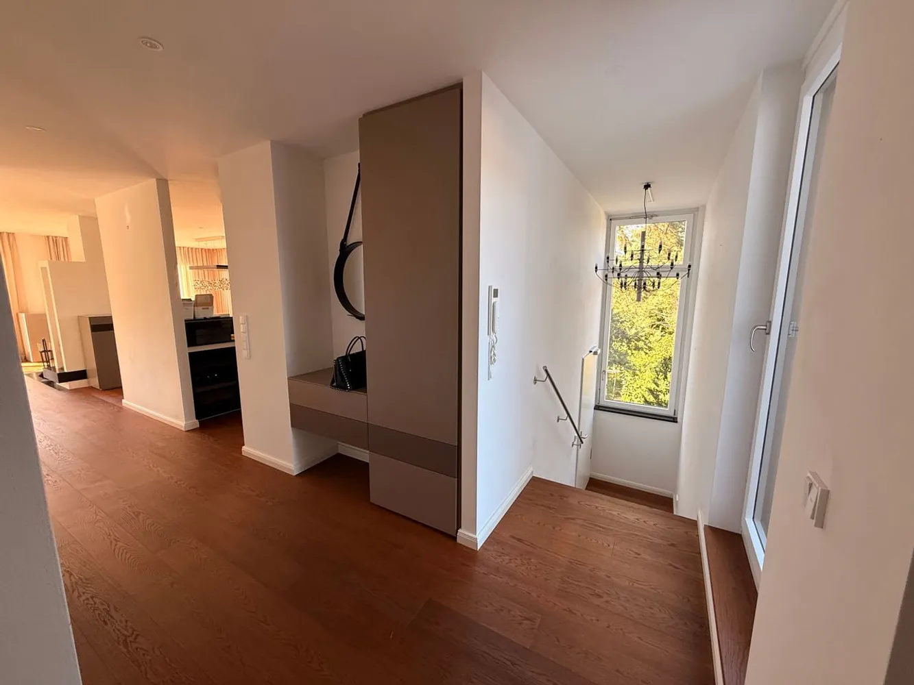 4 Zimmer Wohnung mit 174 m² in München – Bild 12