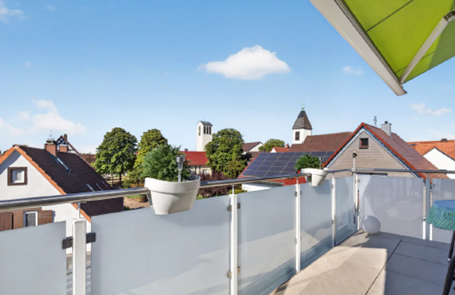 3 Zimmer Wohnung mit 93 m² in Ettlingen – Bild 2
