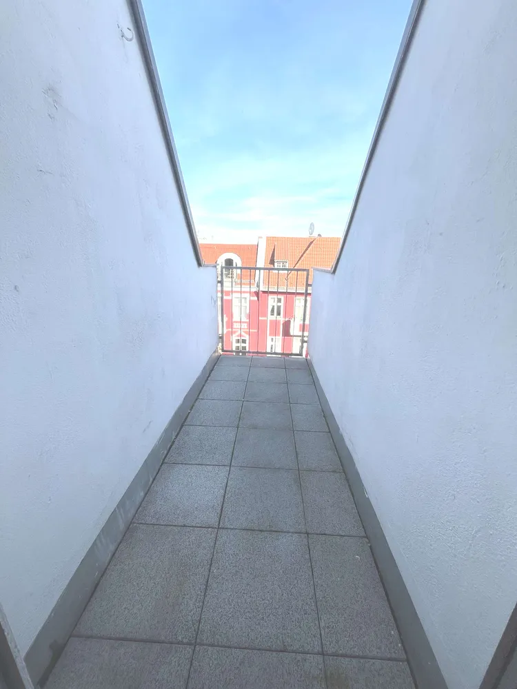 2 room apartment with 67 m² in Berlin – Photo 1