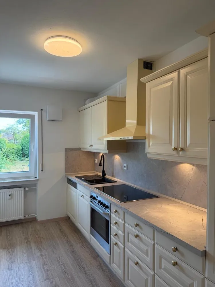 3 Zimmer Wohnung mit 86 m² in Wiesbaden – Bild 2