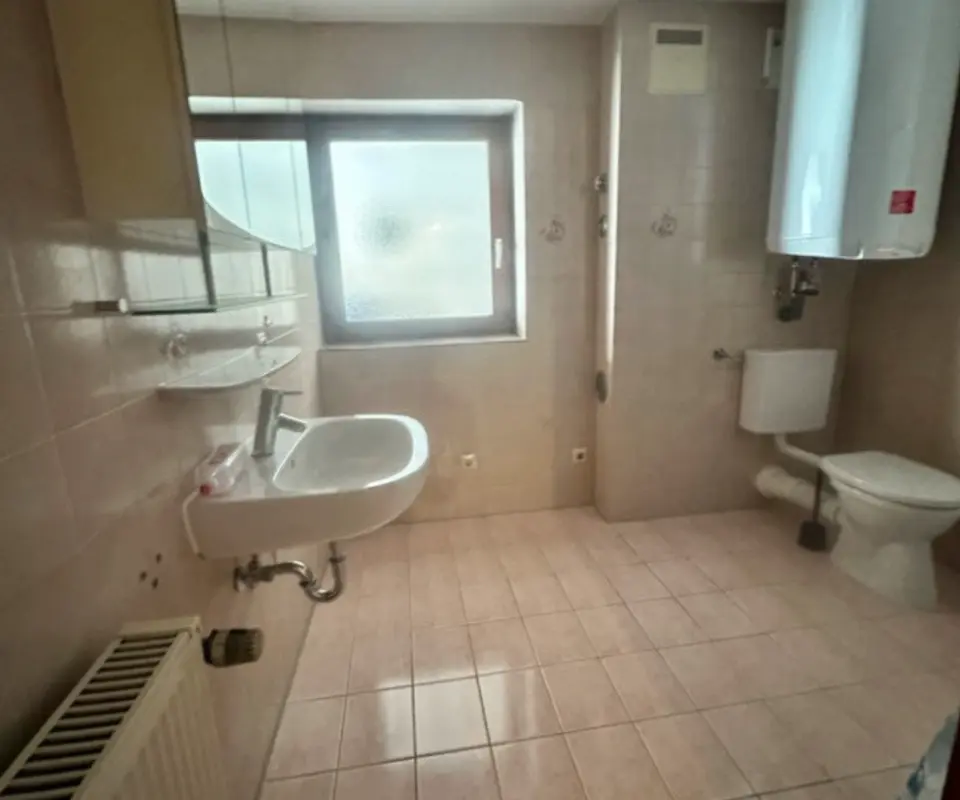 Shared room with 20 m² in Esslingen am Neckar – Photo 5