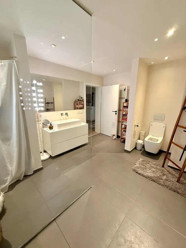 5 Zimmer Wohnung mit 131 m² in Frankfurt am Main – Bild 6