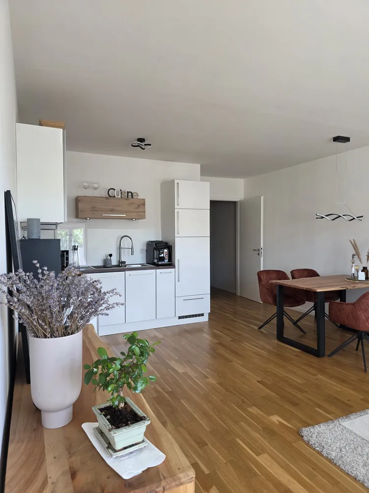 2 Zimmer Wohnung mit 64 m² in Dresden – Bild 2