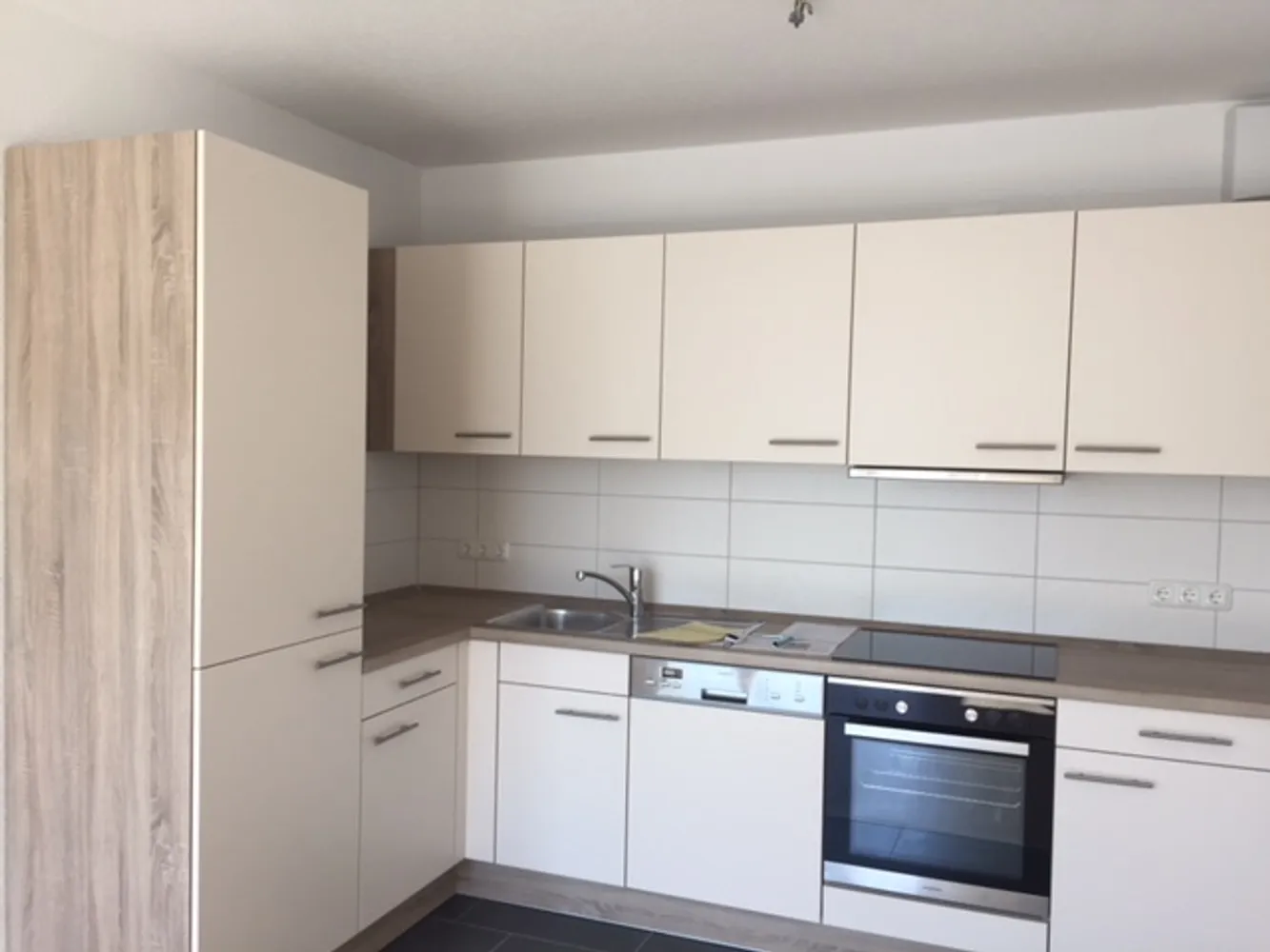 3 Zimmer Wohnung mit 75 m² in Berlin – Bild 2