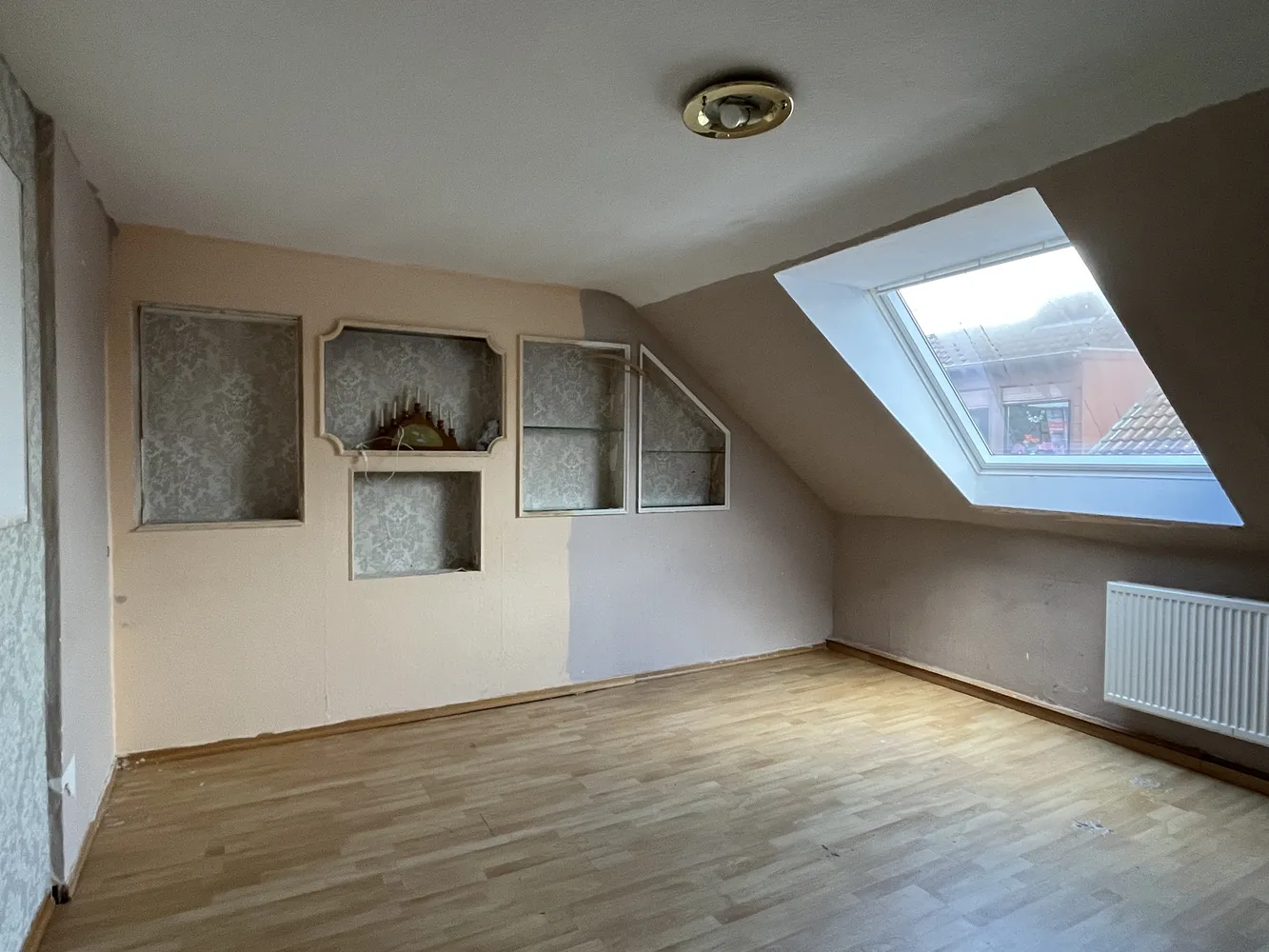 4 Zimmer Wohnung mit 89 m² in Saarbrücken – Bild 1