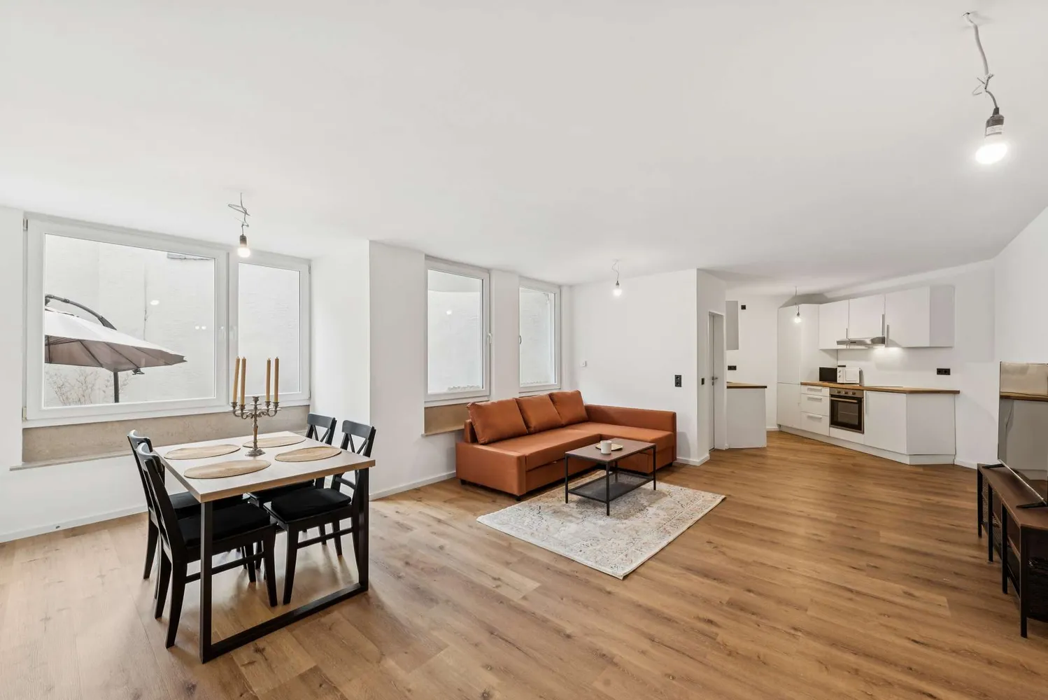 2 Zimmer Wohnung mit 75 m² in Köln – Bild 4