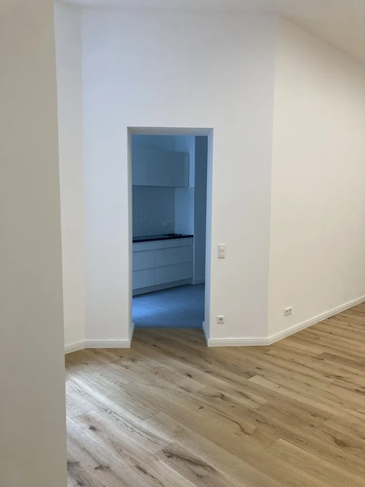 3 Zimmer Wohnung mit 104 m² in Berlin – Bild 2