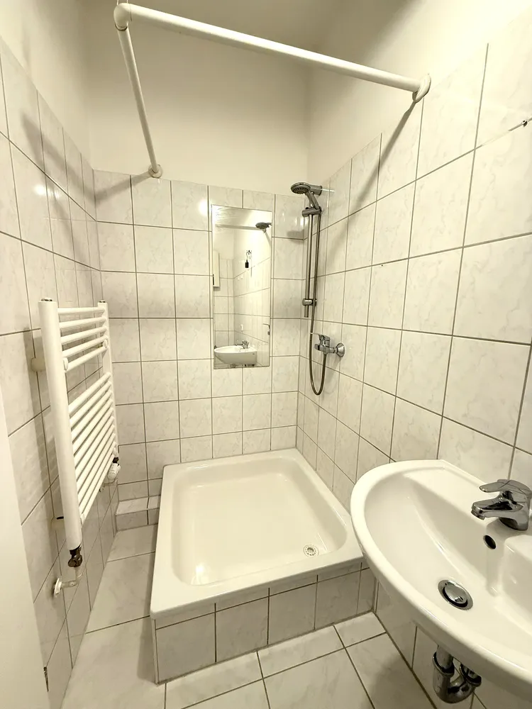 1 Zimmer Wohnung mit 30 m² in Berlin – Bild 8