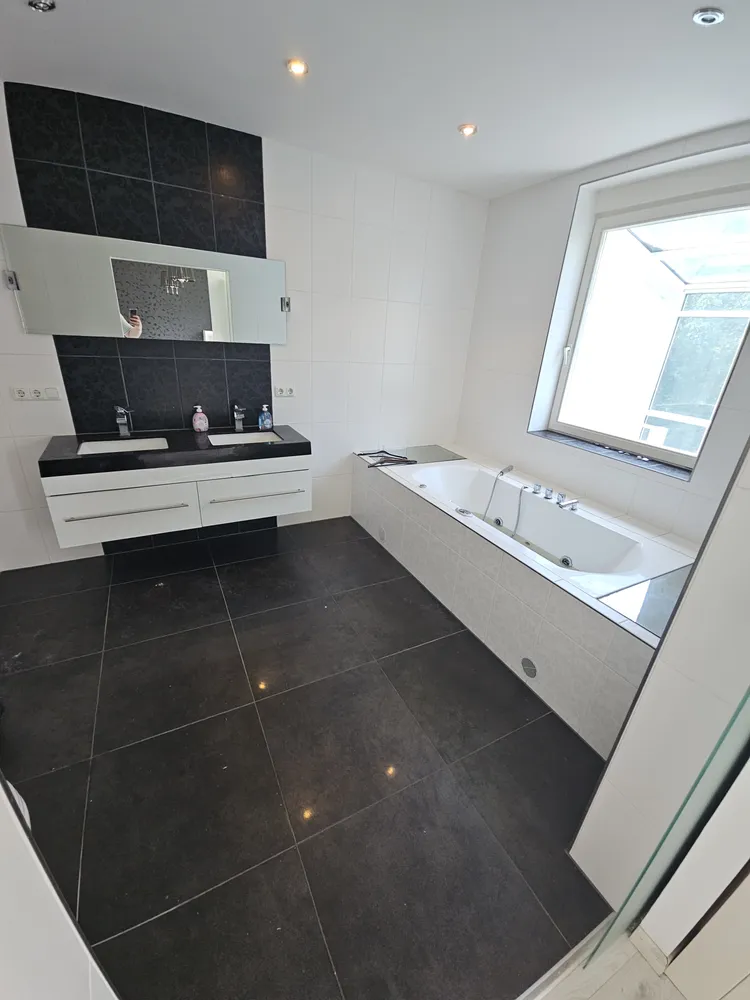 15 Zimmer Haus mit 470 m² in Frankfurt am Main – Bild 4