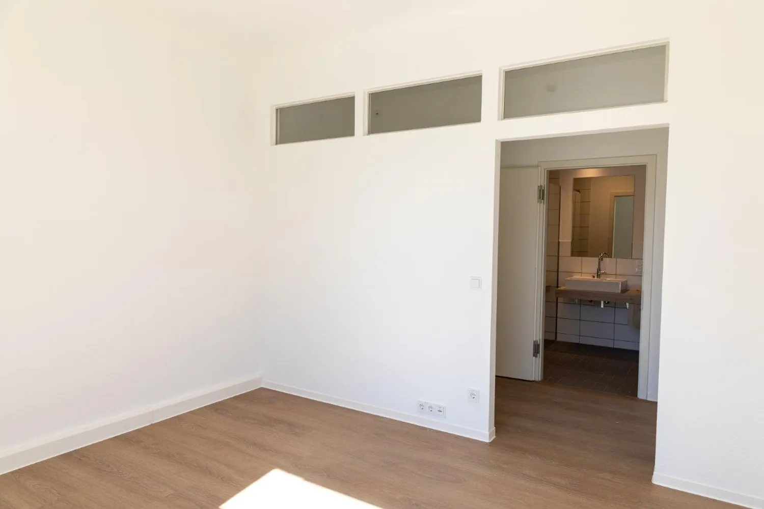 2 Zimmer Wohnung mit 75 m² in Frankfurt am Main – Bild 6