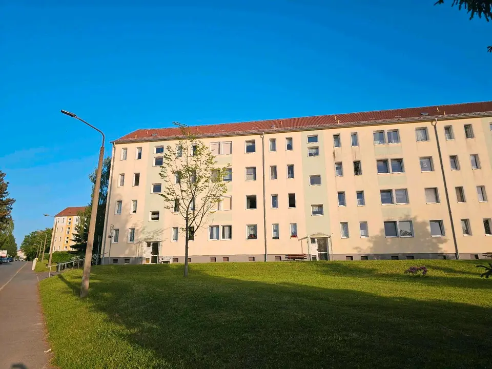 4 Zimmer Wohnung mit 84 m² in Werdau – Bild 8