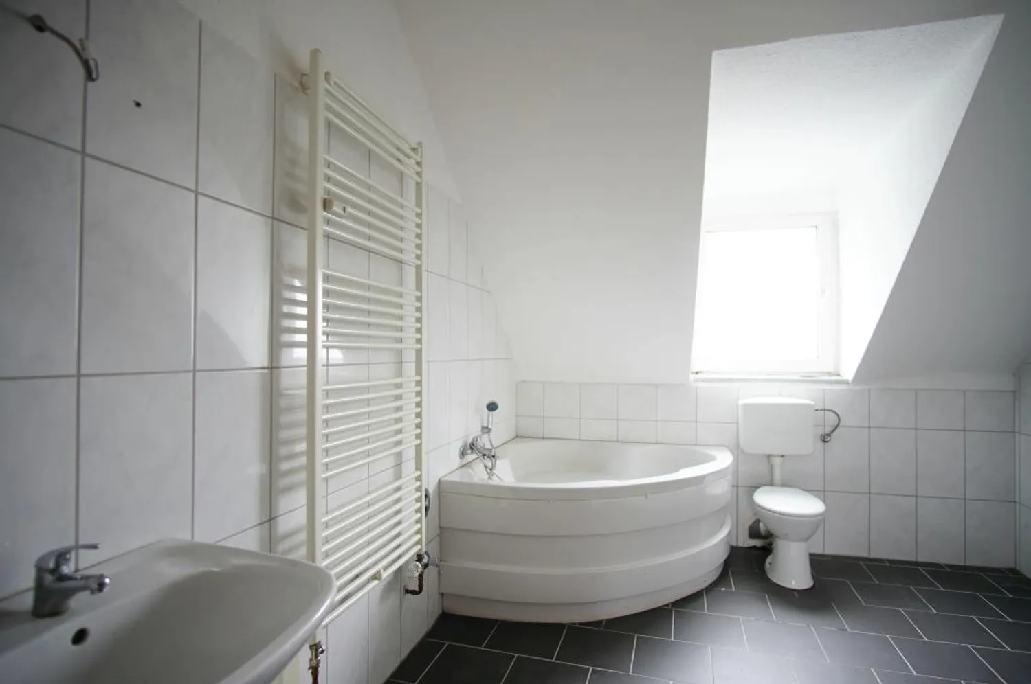 2 Zimmer Wohnung mit 70 m² in Essen – Bild 10