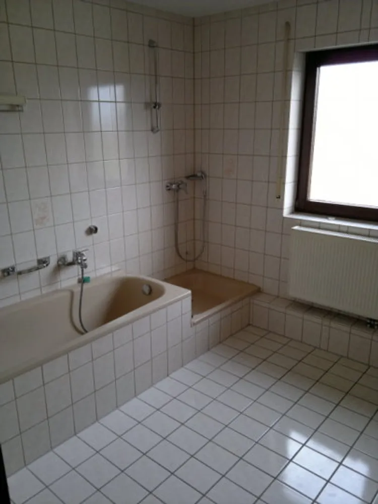 3 Zimmer Wohnung mit 93 m² in Bruchsal – Bild 2