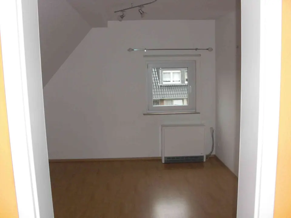 2 Zimmer Wohnung mit 48 m² in Hürth – Bild 2