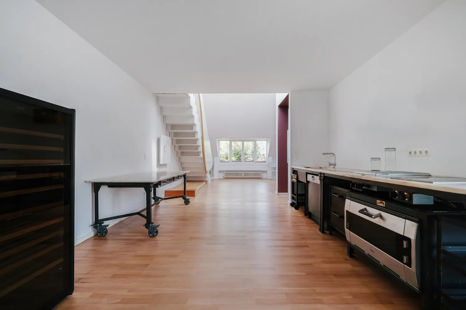 2 Zimmer Wohnung mit 160 m² in Berlin – Bild 5