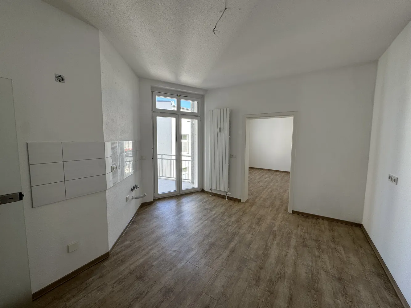 3 Zimmer Wohnung mit 86 m² in Magdeburg – Bild 2