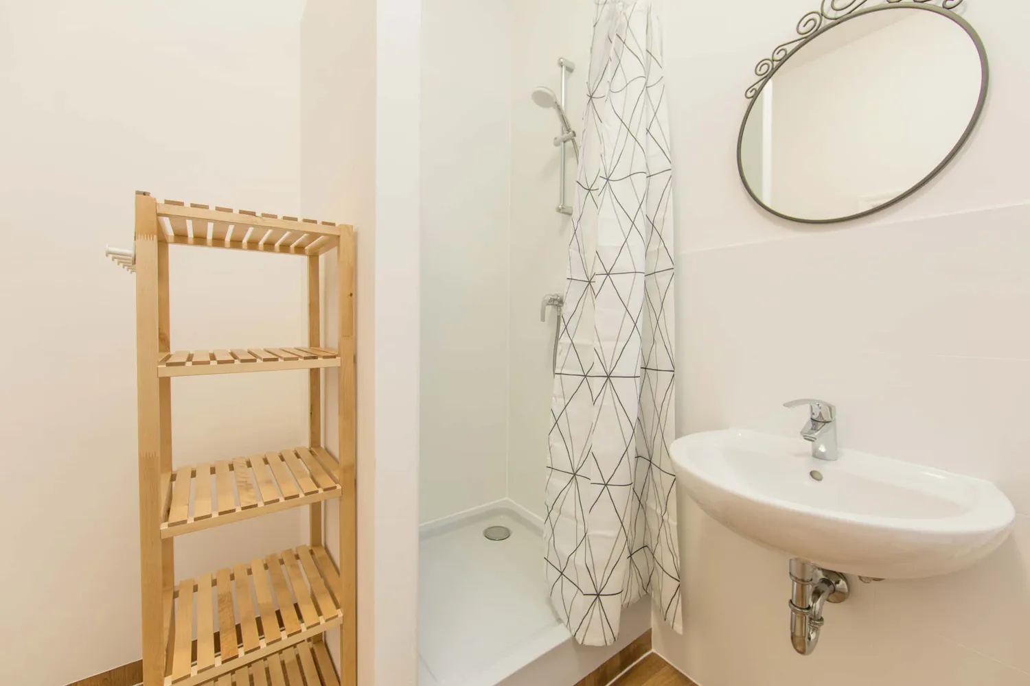 Shared room with 11 m² in Berlin – Photo 8
