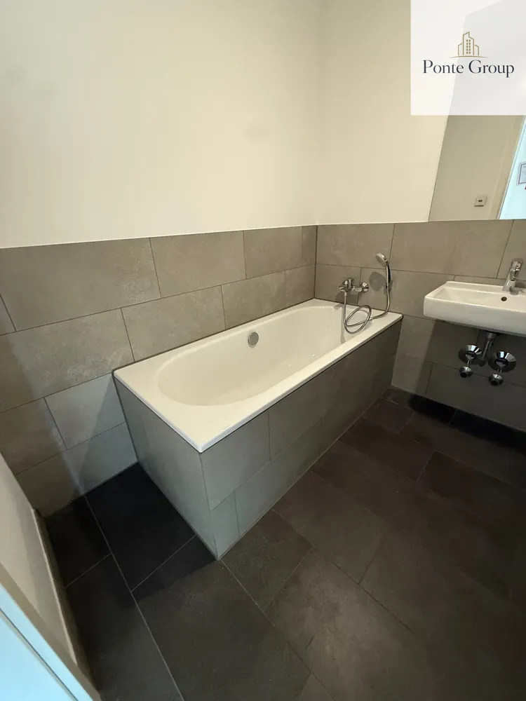 2 Zimmer Wohnung mit 64 m² in Berlin – Bild 4