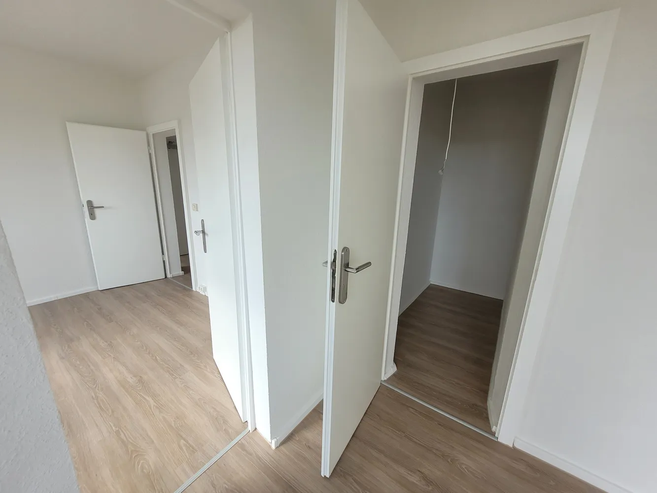 4 Zimmer Wohnung mit 70 m² in Halle (Saale) – Bild 3