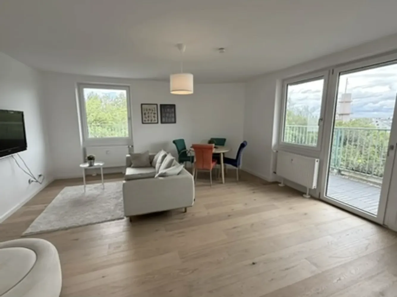2 Zimmer Wohnung mit 71 m² in München – Bild 3