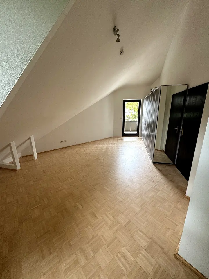 2 Zimmer Wohnung mit 88 m² in Wiesbaden – Bild 5