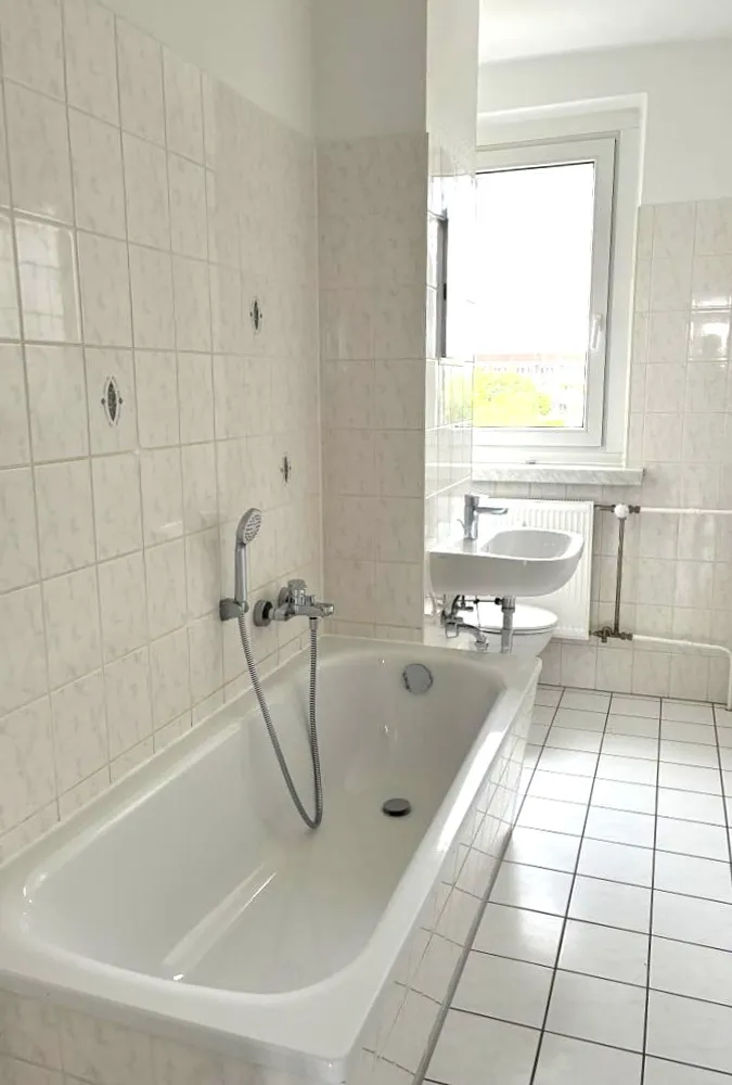3 Zimmer Wohnung mit 61 m² in Halle (Saale) – Bild 9