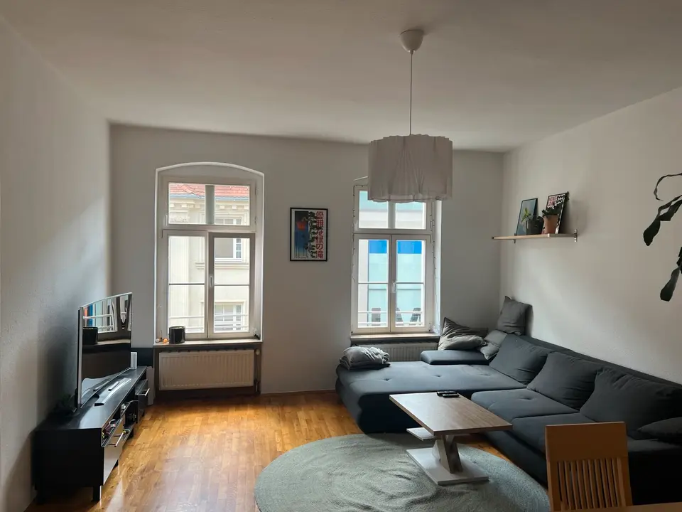 4 Zimmer Wohnung mit 96 m² in Halle (Saale) – Bild 1