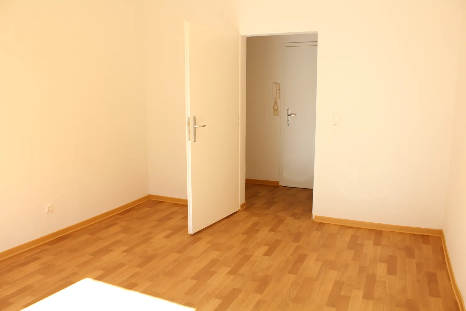 4 room apartment with 70 m² in Bitterfeld-Wolfen – Photo 4