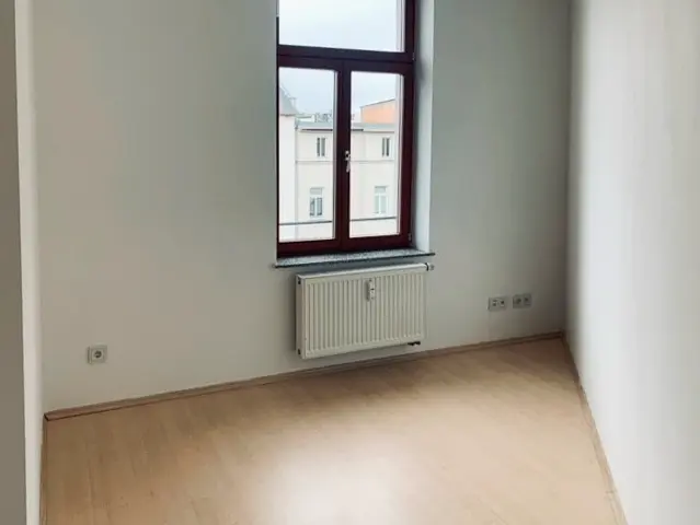 2 Zimmer Wohnung mit 42 m² in Halle (Saale) – Bild 3