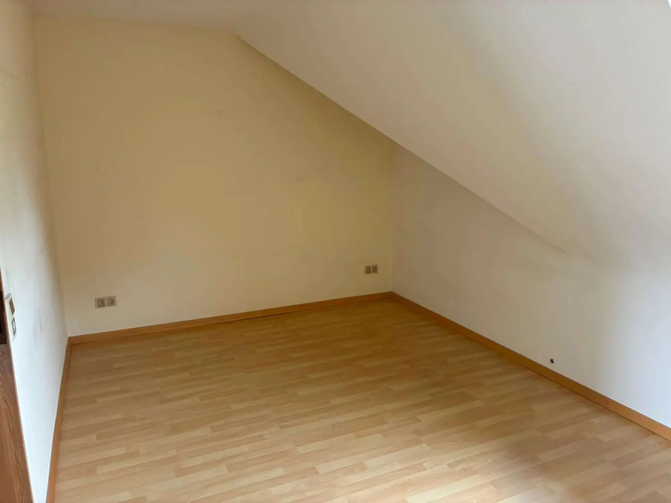 3 Zimmer Wohnung mit 130 m² in Köln – Bild 8