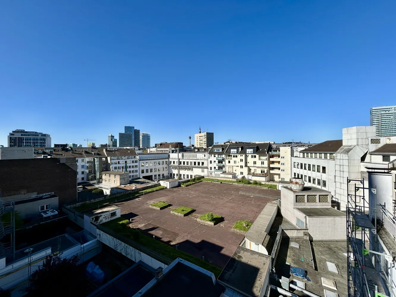 4 Zimmer Wohnung mit 158 m² in Düsseldorf – Bild 9