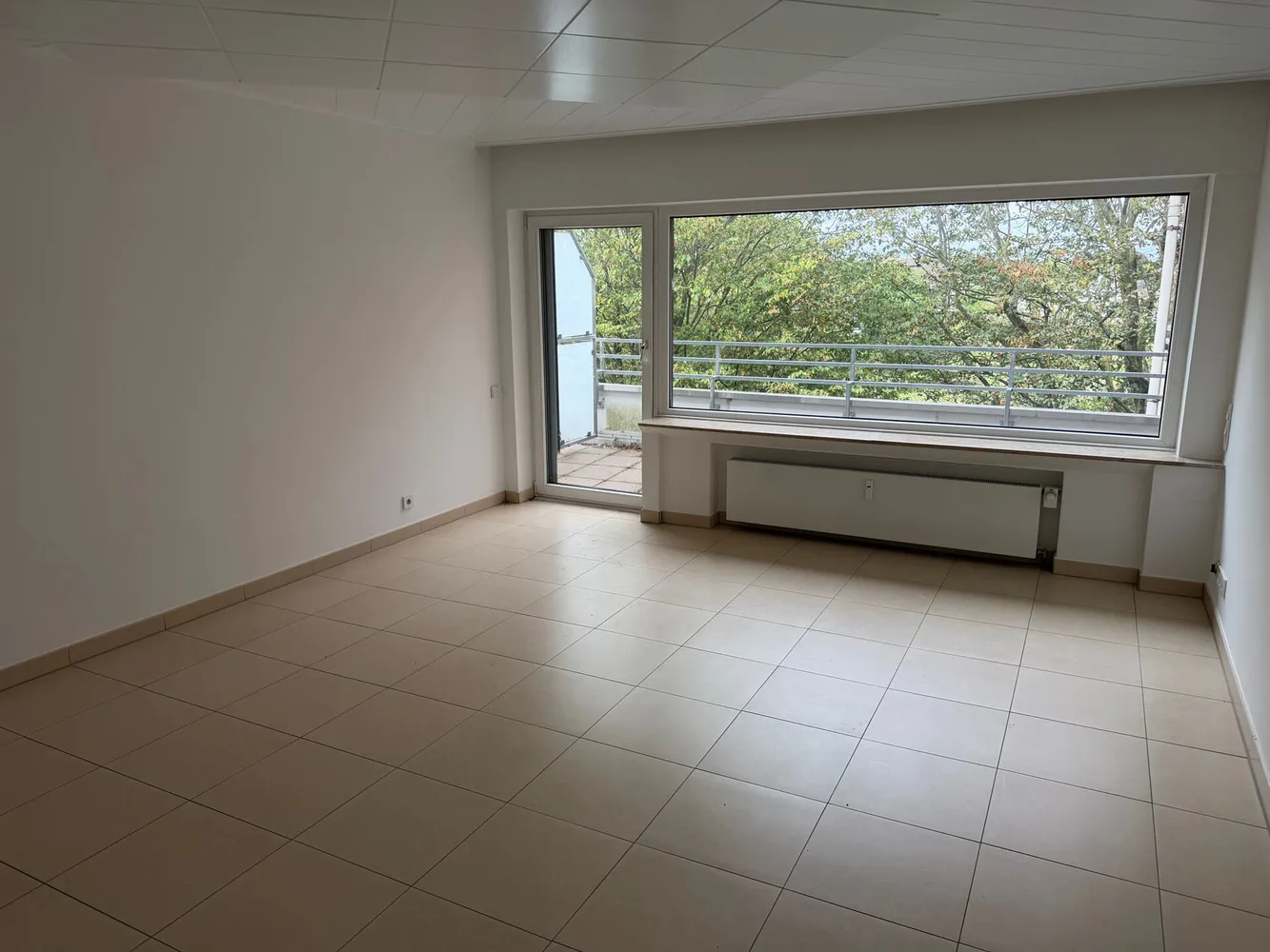 2 Zimmer Wohnung mit 65 m² in Neuss – Bild 2