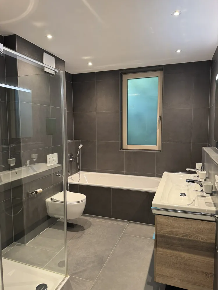 4 Zimmer Wohnung mit 142 m² in München – Bild 3