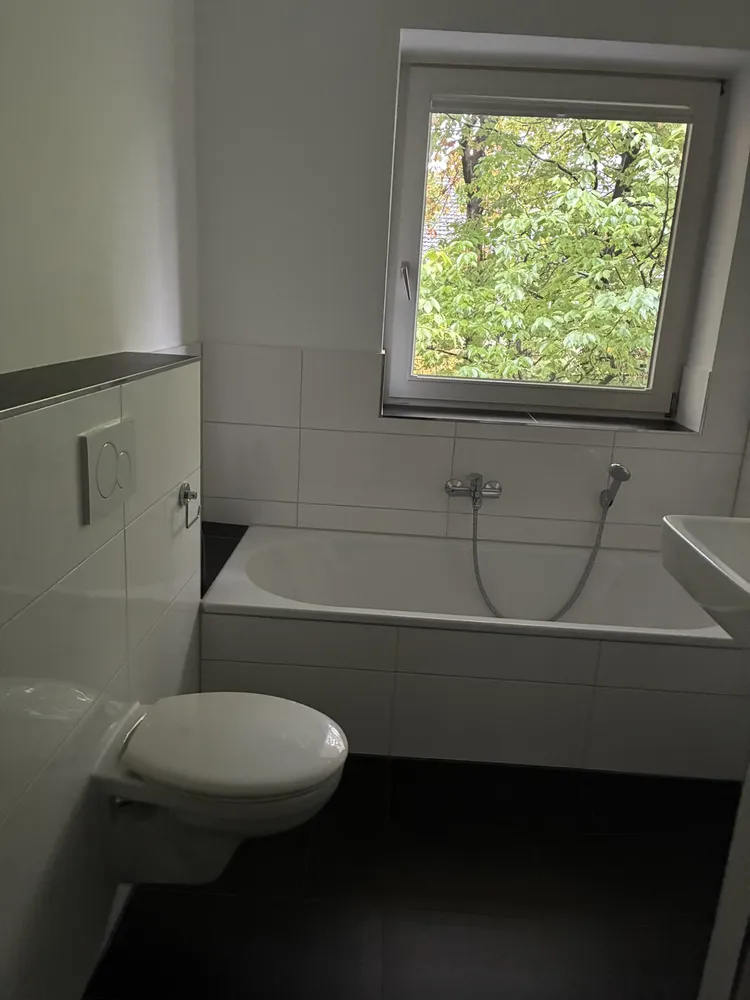 3 Zimmer Wohnung mit 130 m² in Hamburg – Bild 3