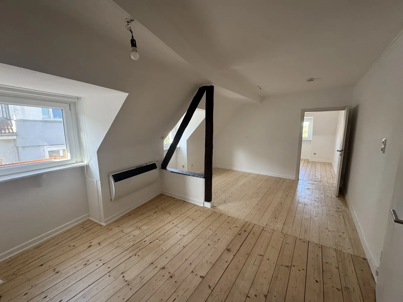 2 Zimmer Wohnung mit 45 m² in Köln – Bild 1