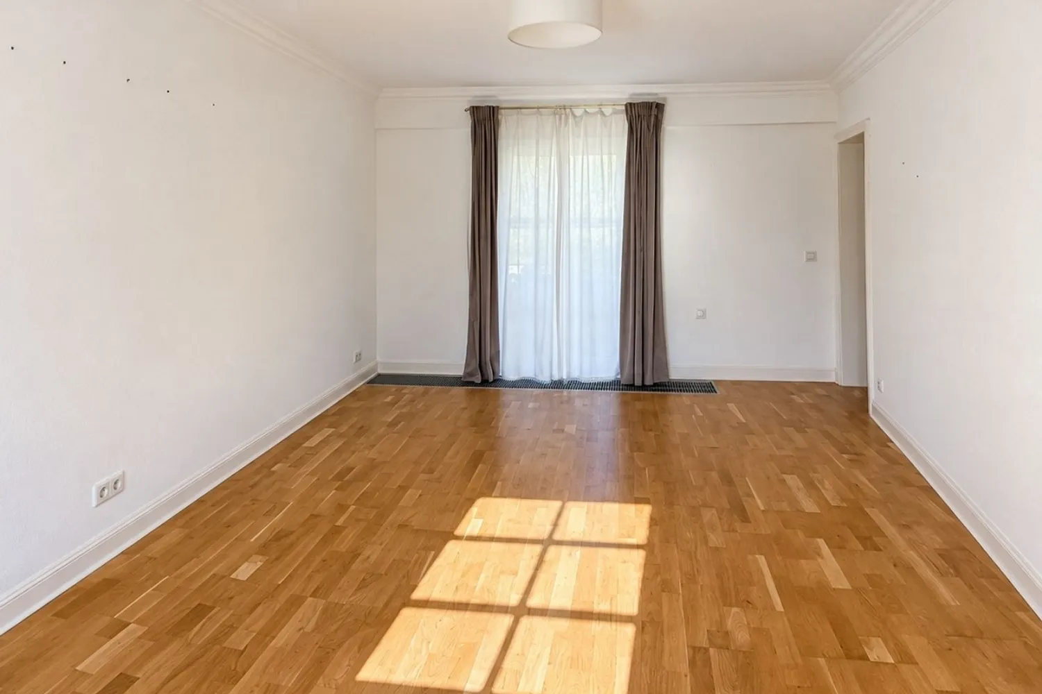 2 Zimmer Wohnung mit 75 m² in Frankfurt am Main – Bild 6