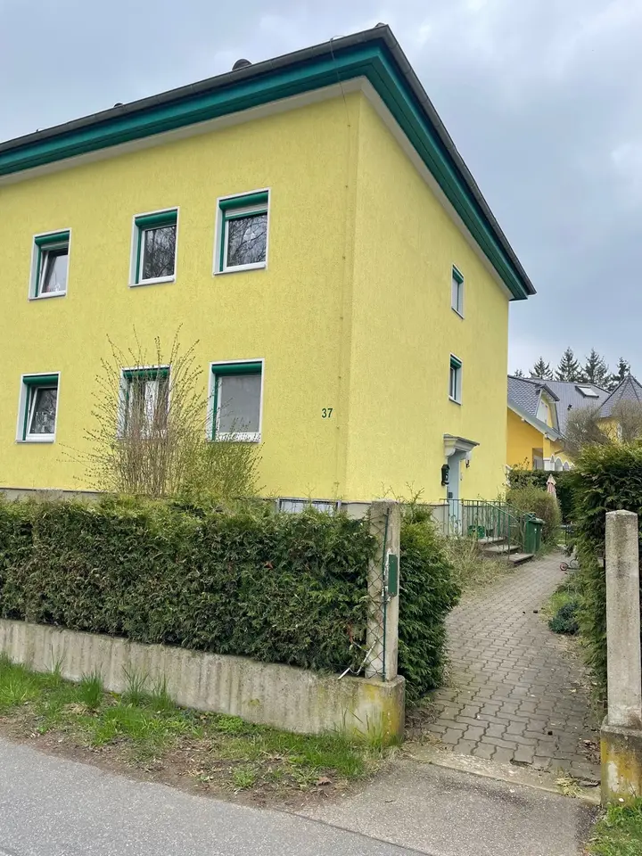 6 room house with 160 m² in Amberg – Photo 1