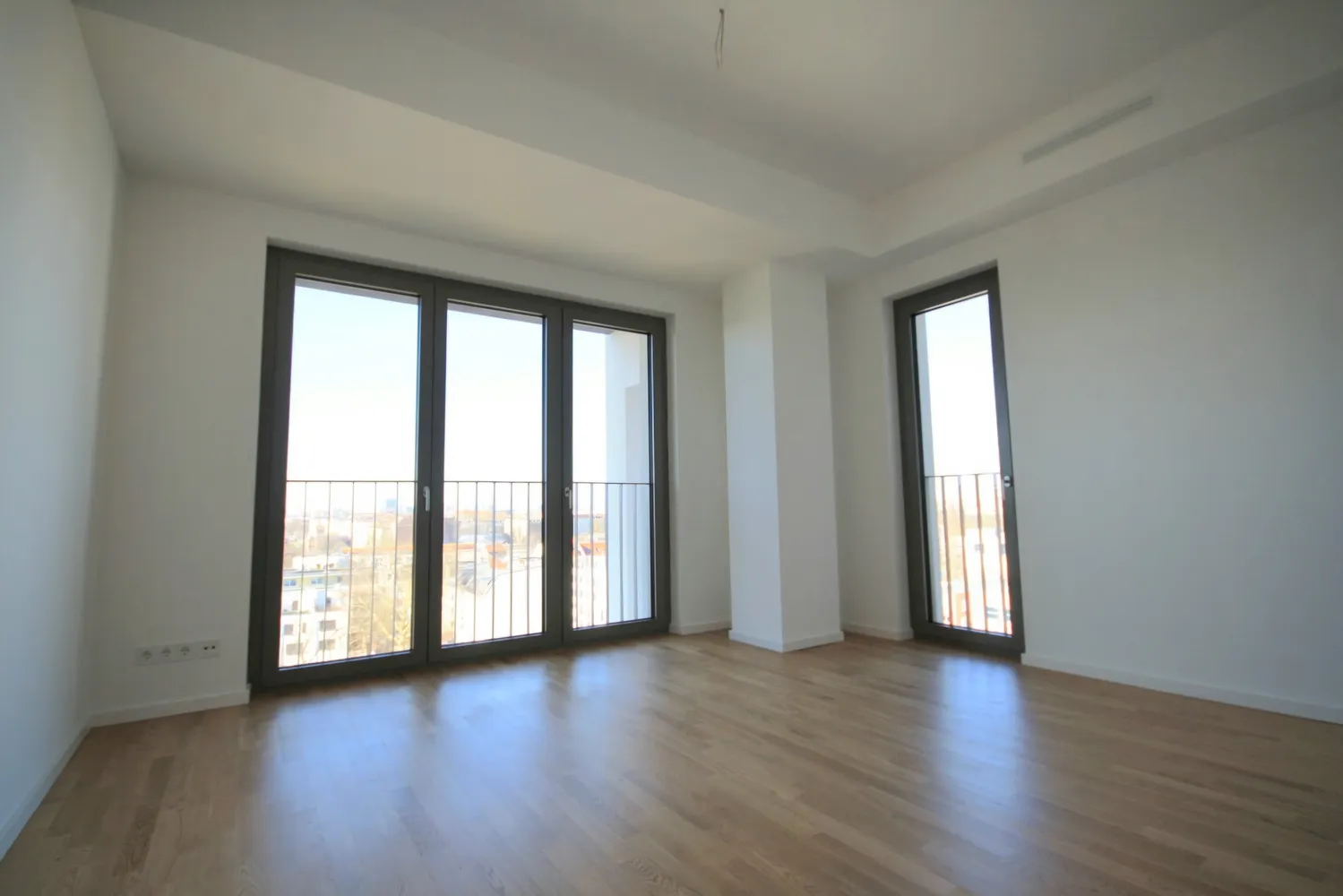 2 Zimmer Wohnung mit 92 m² in Berlin – Bild 5
