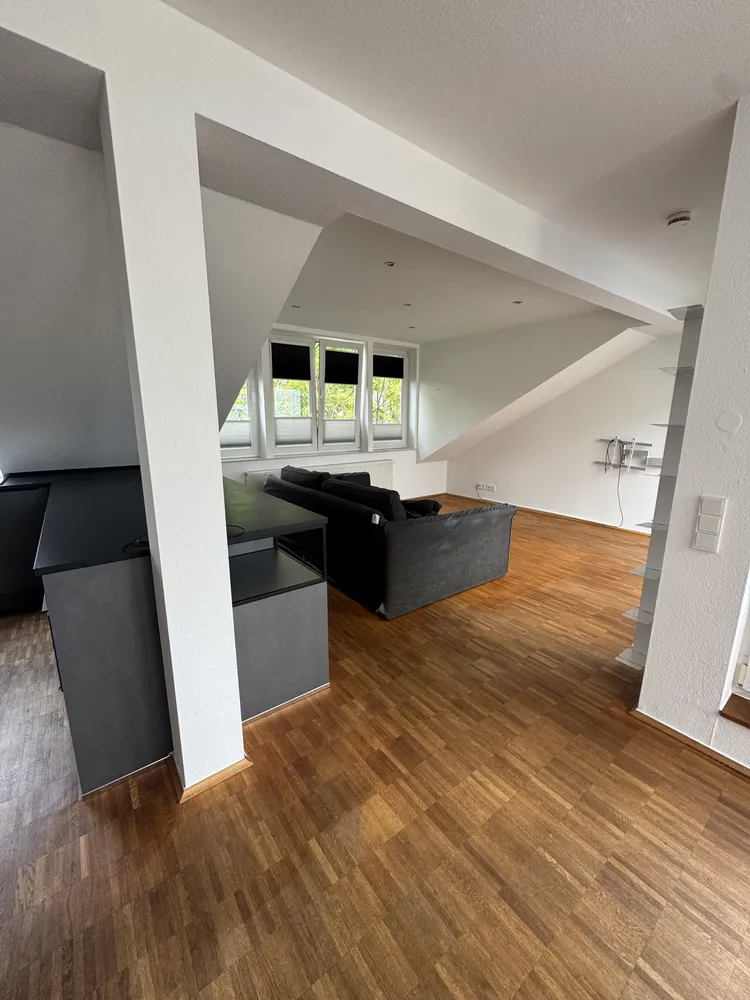 3 Zimmer Wohnung mit 91 m² in Frankfurt am Main – Bild 3