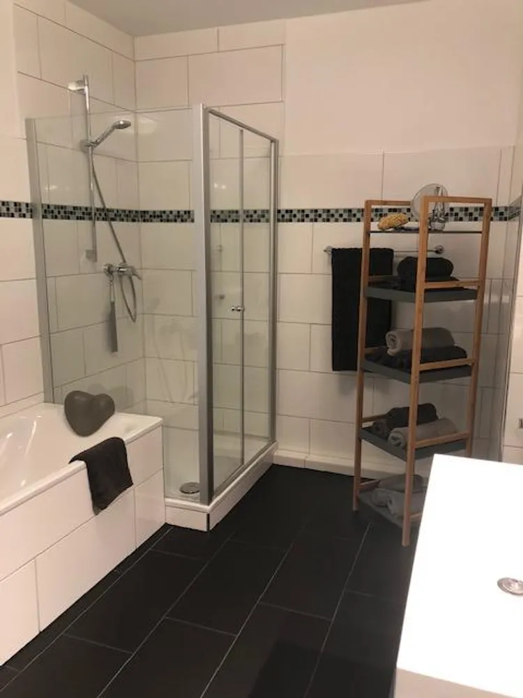 4 Zimmer Wohnung mit 170 m² in Duisburg – Bild 8