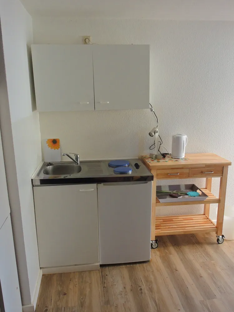 1 Zimmer Wohnung mit 28 m² in Köln – Bild 3