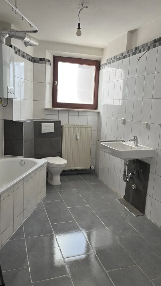3 Zimmer Wohnung mit 95 m² in Nürnberg – Bild 2