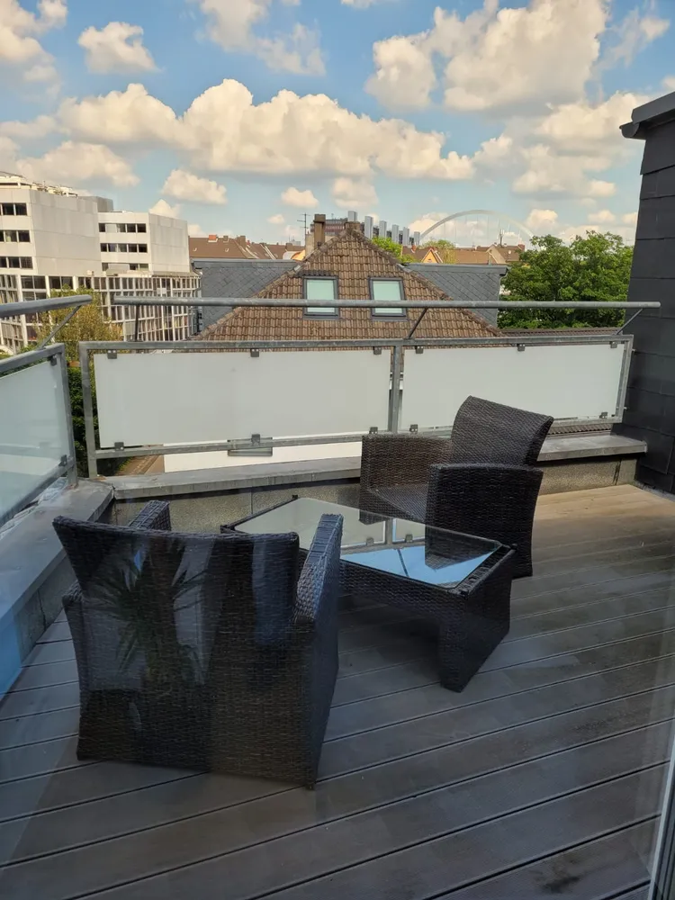 2 Zimmer Wohnung mit 60 m² in Köln – Bild 1