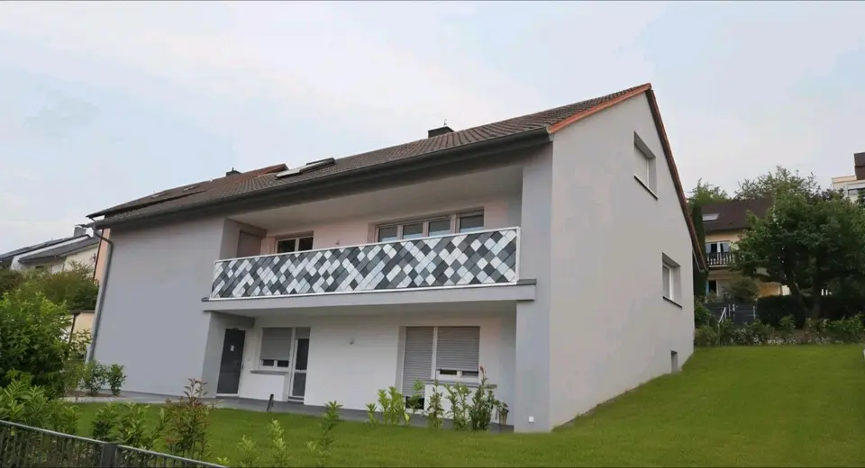 5 Zimmer Wohnung mit 150 m² in Würzburg – Bild 1
